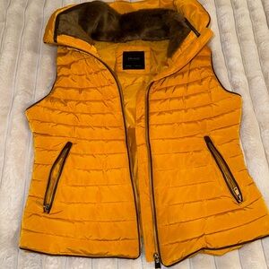 Zara Mustard Quilted Women's Vest